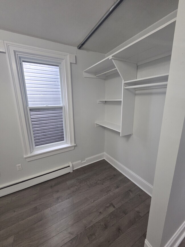 Photo - 2219 Brunswick St