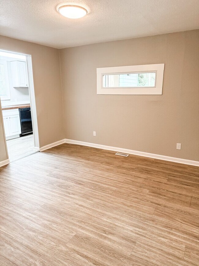 Photo - Charming 2 bedroom, 1 bathroom home located in the heart of East Knoxville