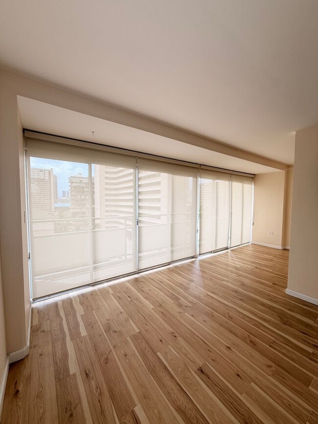 Photo - Bright Updated 1 bedroom with covered parking. ALL utilities included Unit 1006