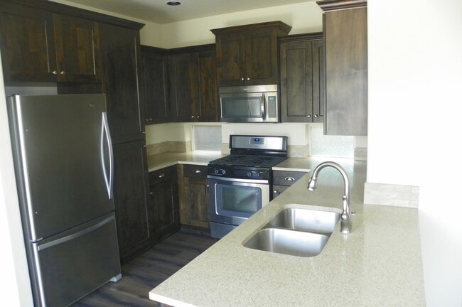 Photo - Newer NE Neighborhood 3 bed 2.5 Baths House,  All Appliances, Corner lot, Gas Heat, Dbl Garage