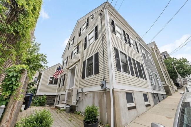 Photo - 47 Allston St House