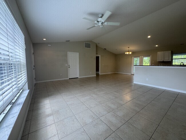 Photo - 6221 Marcum St