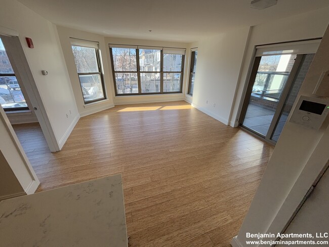 Photo - 69 Ashford St Condo Unit 2