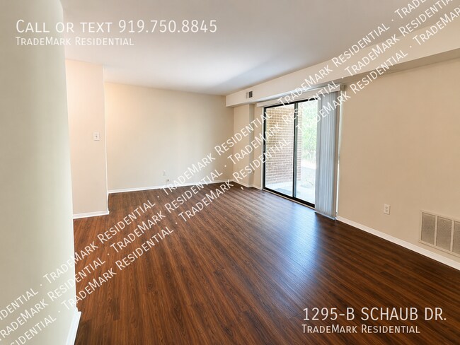 Photo - 1295 Schaub Dr