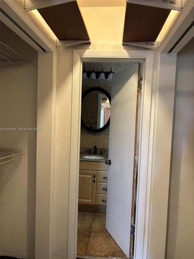 Photo - 1905 NW 57th St