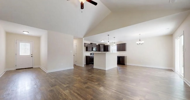 Photo - NEW LISTING!!!!!