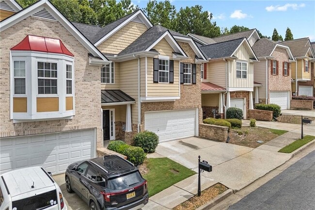 Photo - 386 Creek Manor Way