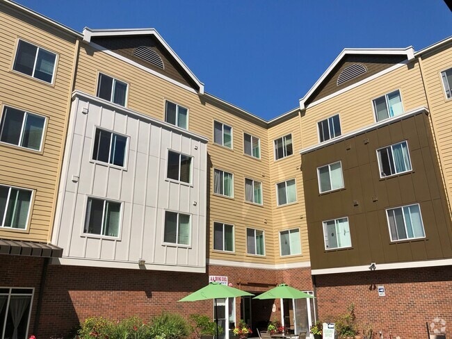 Building Photo - Divine Suites at Downtown Renton Rental