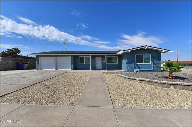 Building Photo - 233 Vista Bonita St Rental