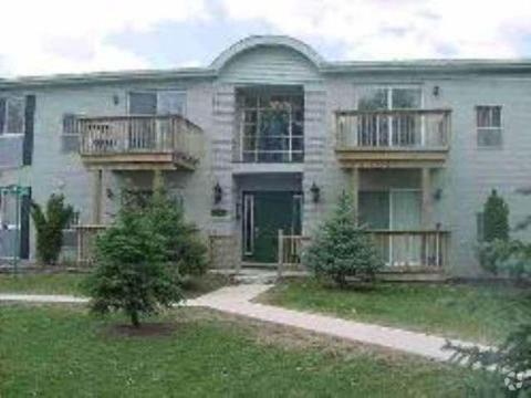 Building Photo - 1756 Fort St Unit 24 Rental