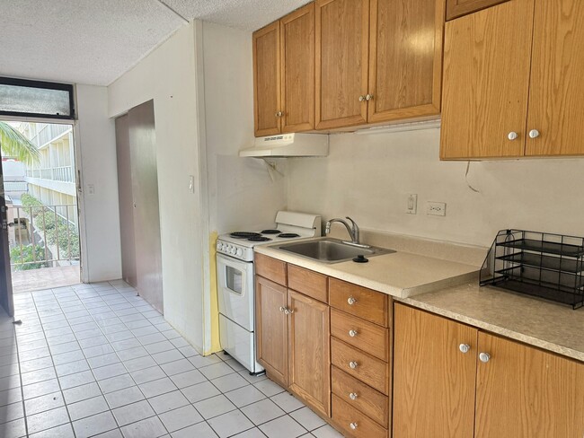 Photo - 424 Walina St