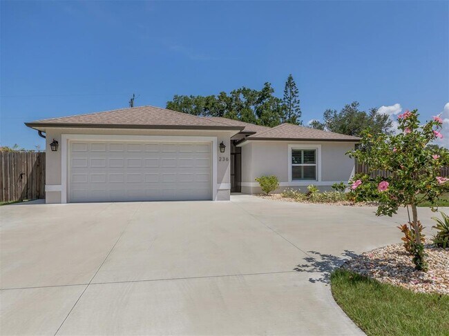 236 Holly Rd