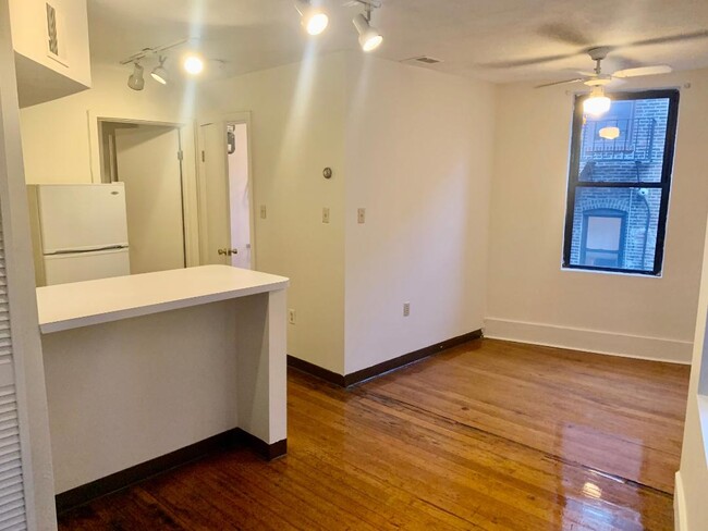 Photo - 13 Charter St Unidad APT2R