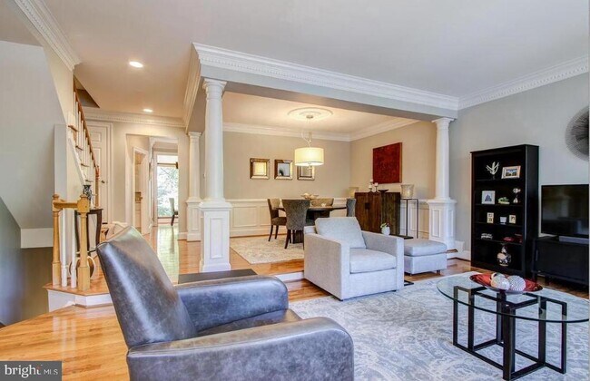 Photo - 9936 Foxborough Cir