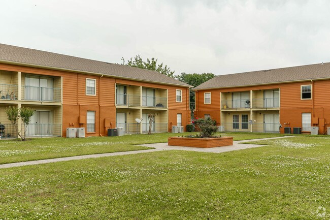 Forest View Apartment Homes