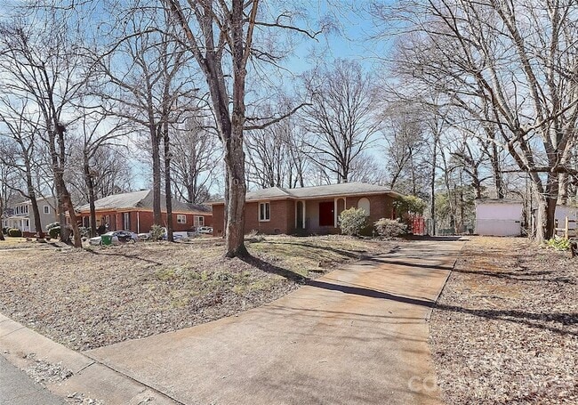 Photo - 6635 Olde Savannah Rd