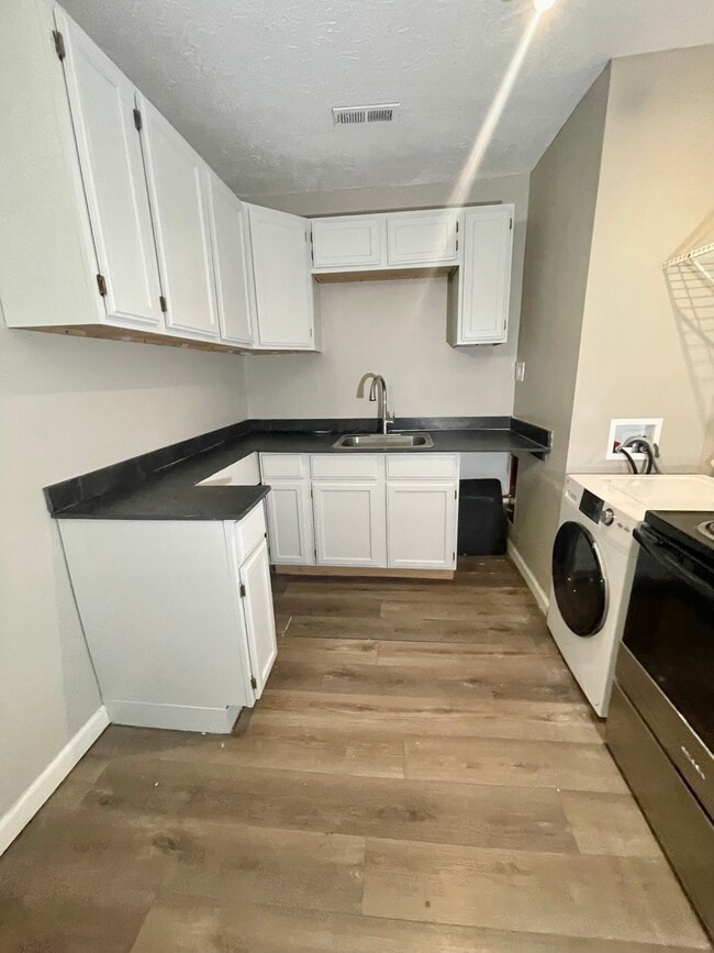 9030 Reed Rd Unit 2