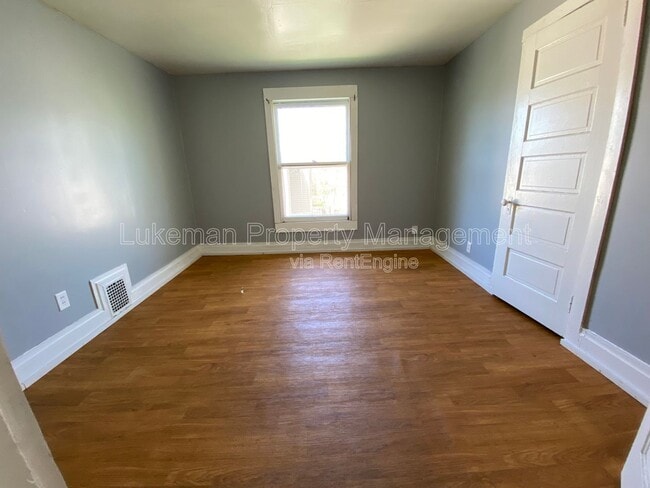 Photo - 817 Egleston Ave Unit 2