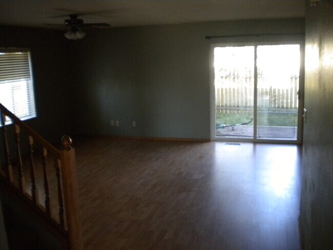 Photo - 403 Prairie Ave