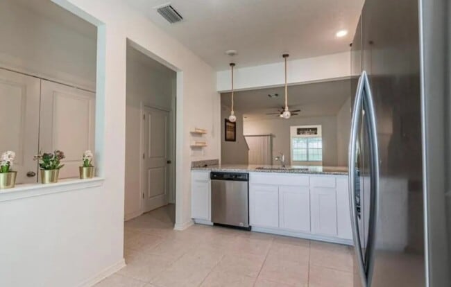 Photo - 1122 Hillhurst Dr Unit 1122 Hillhurst Drive
