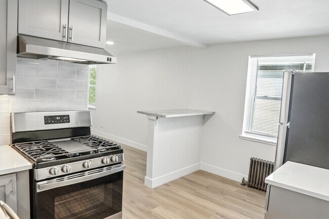 Photo - 1366 Lafayette St Unit 7