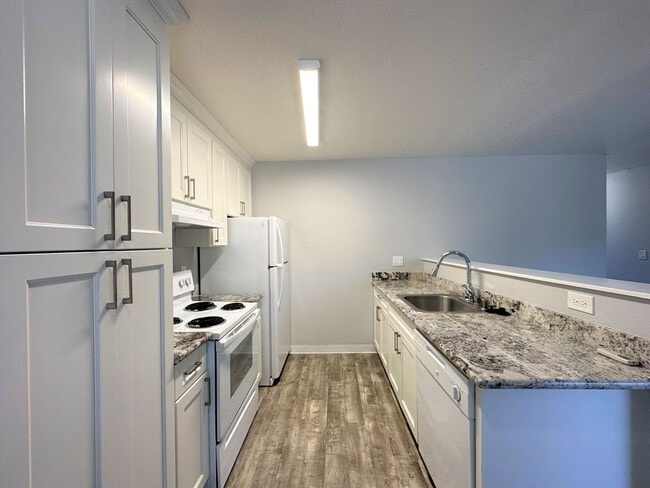 Photo - Lincoln Crest Apartments - 6248 Gettysburg Place