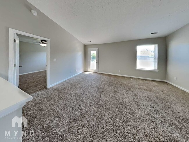 Photo - 447 Ashby Dr