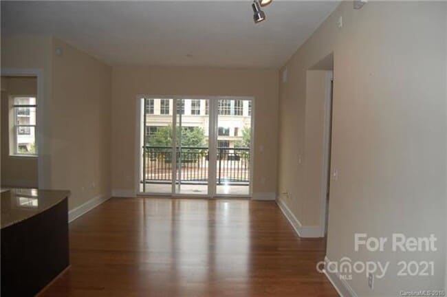 Photo - 4620 Piedmont Row Dr