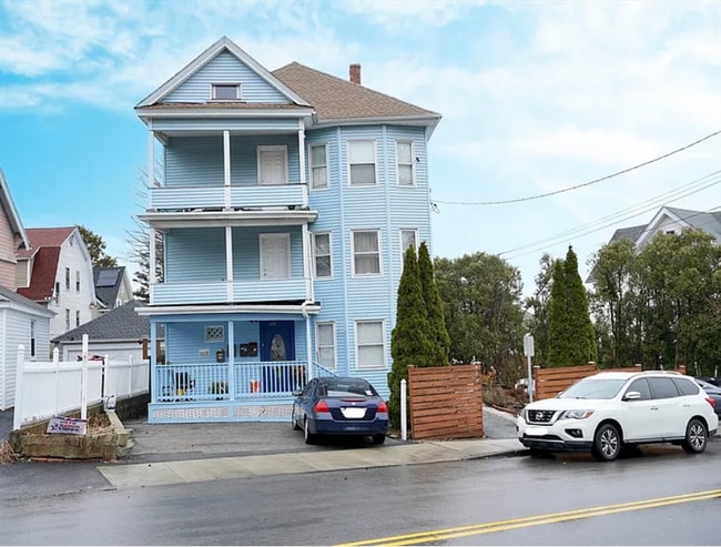 Building Photo - 109 Ferry St Unit Third Fl