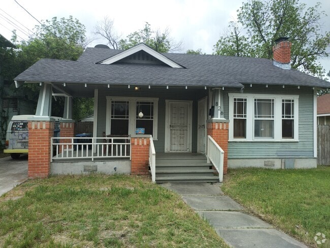 Classic 1928 Craftsman home - 826 W Lynwood Ave Rental