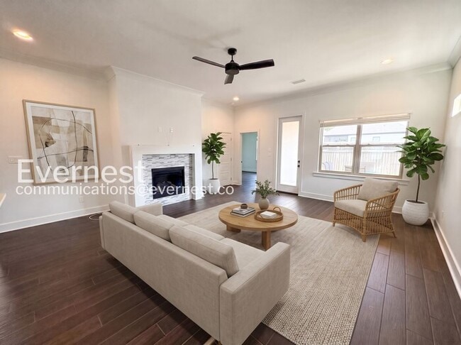 16 Short Leaf Ln