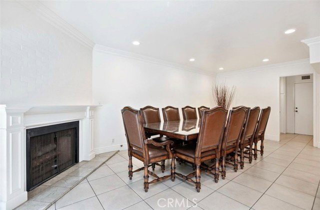 Photo - 5954 Wilkinson Ave