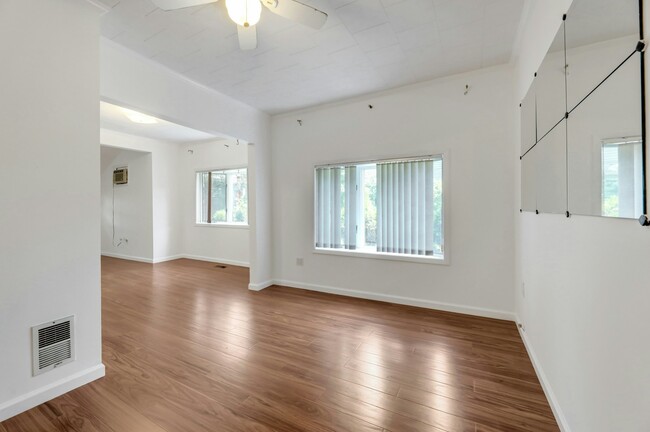 Photo - 31 Chestnut St