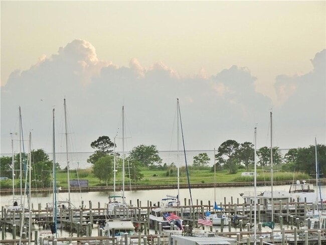 Photo - 1580 Harbor Dr Unit 321