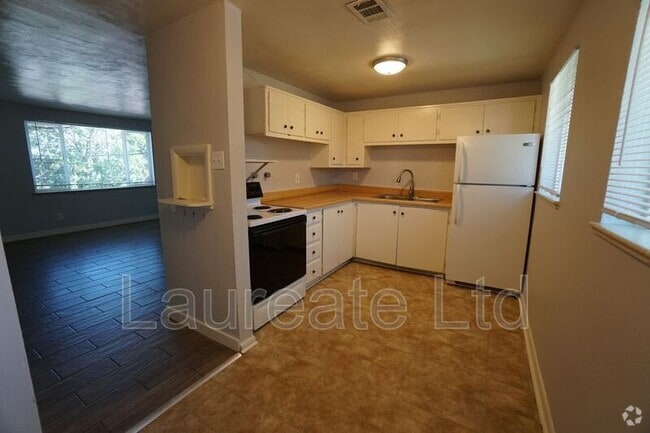 Building Photo - 675 Miller Ct Rental