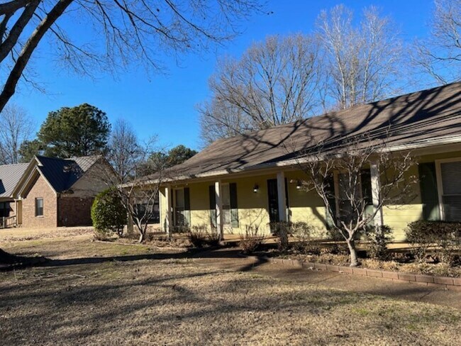 Photo - 290 Rose Trellis Rd