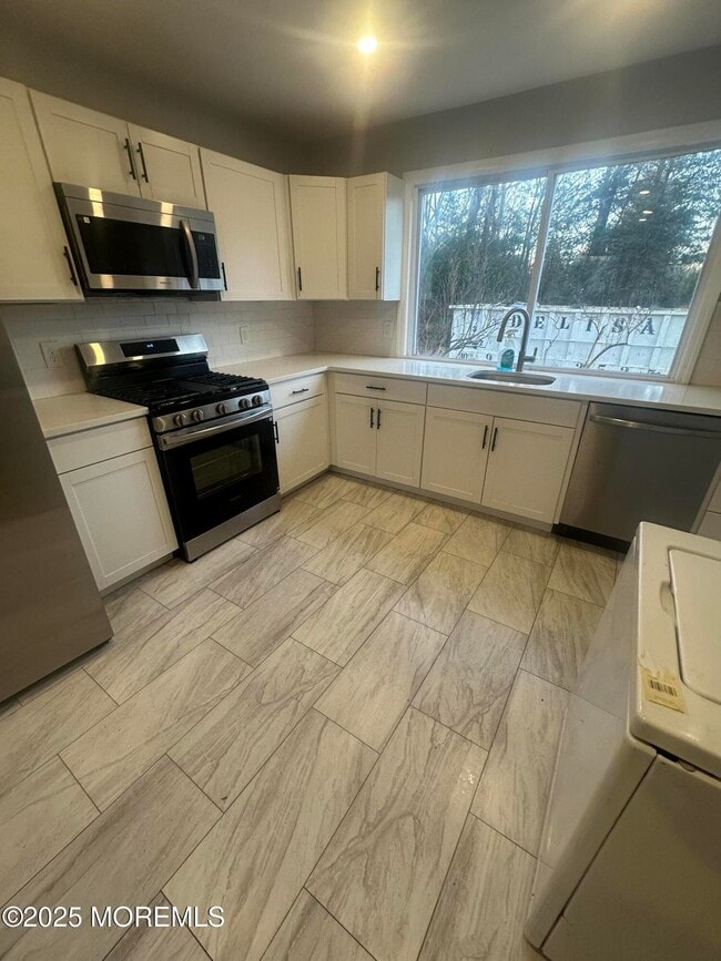 Photo - 240 Perrineville Rd