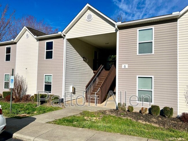 Photo - 6 Zell Ln Unit Apt C