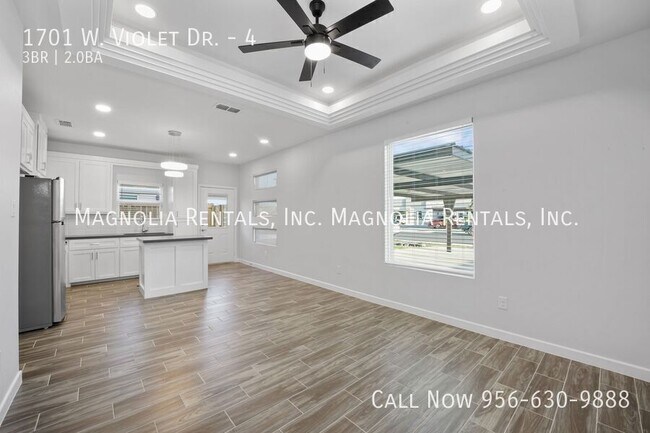 1701 W Violet Dr Unit 4