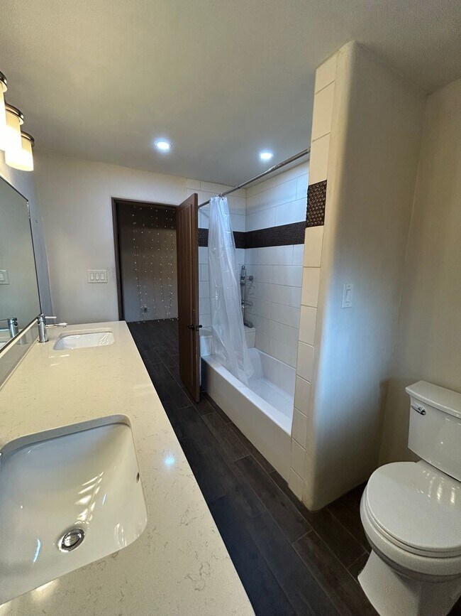 Photo - 152 Lorenzo Rd