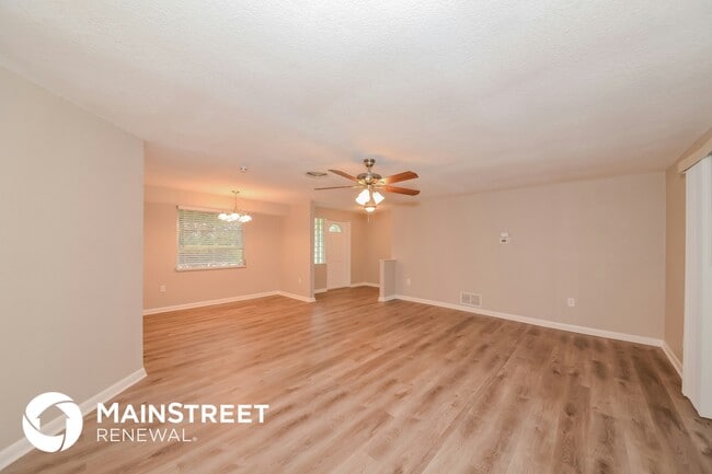 Photo - 6177 Rockefeller Ave