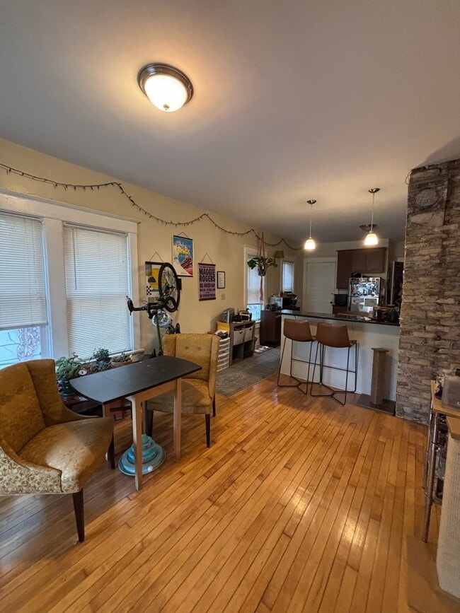 Building Photo - 2939-39B N Pierce St Unit Lower