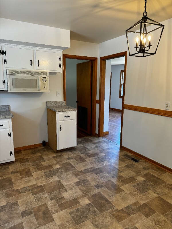 Photo - 219 Jacksonian Dr