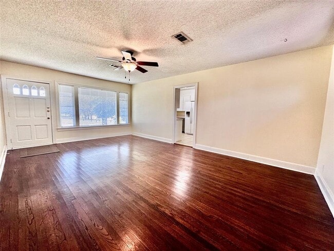 Photo - 1610 Wilshire Blvd