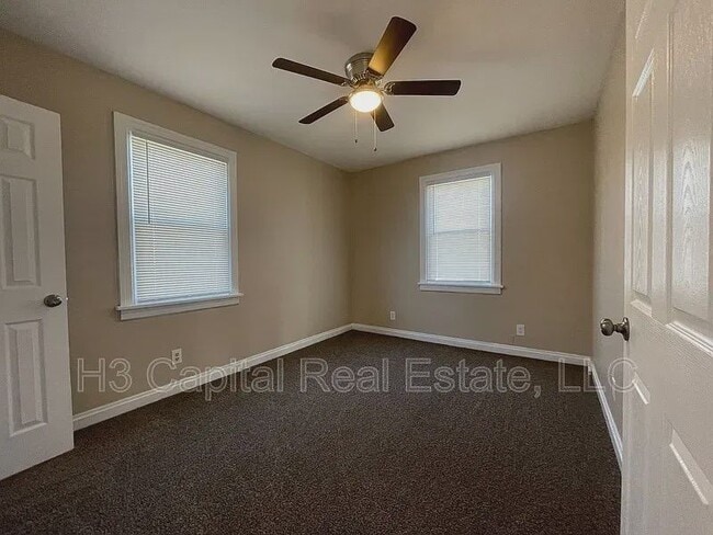 Photo - 711 N 28th St