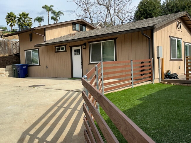 Photo - 8474 Golden Ridge Rd