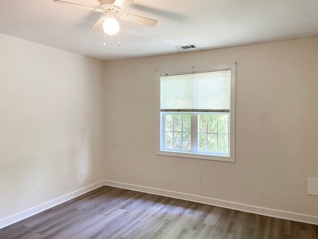 Photo - 5006 Carleton Dr