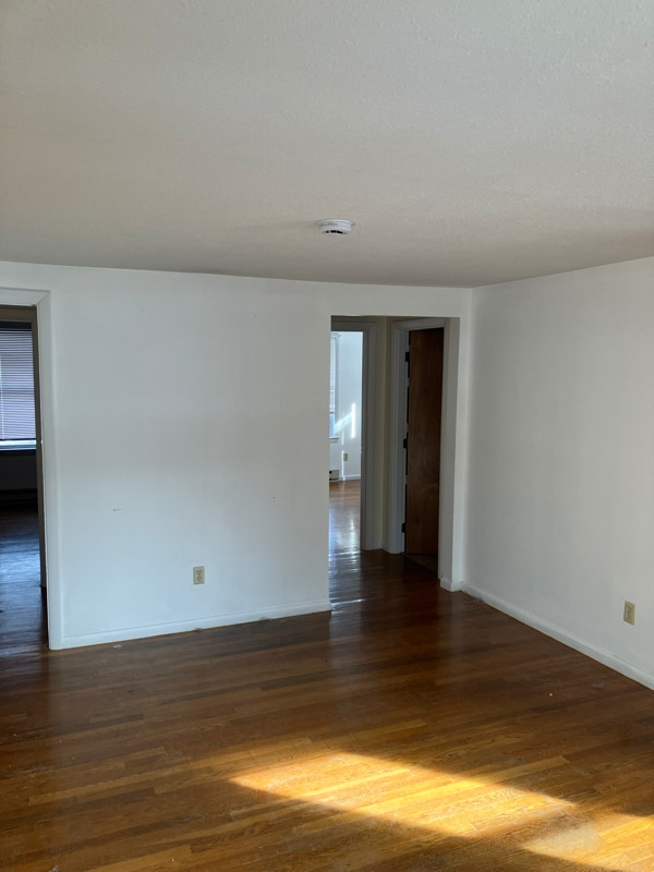 Photo - 510-512 S Main St Unidad 3