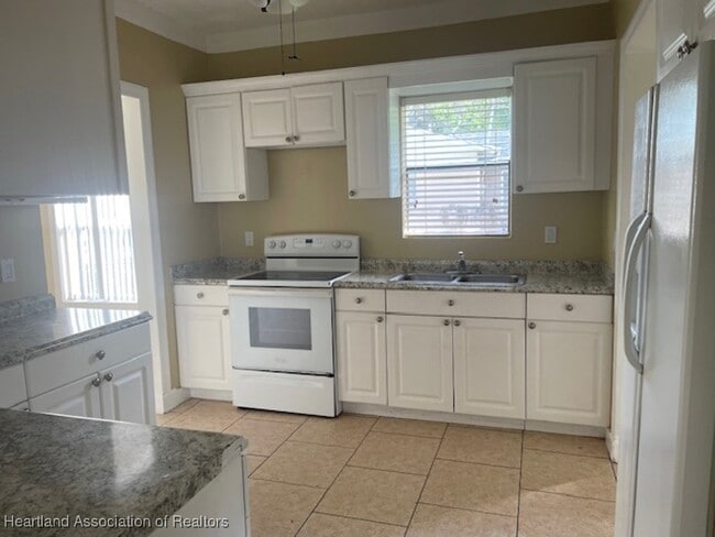 Photo - 1116 Evanston St