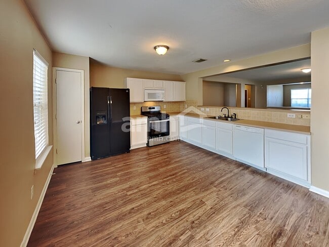 Photo - 4818 Bentonite Blvd